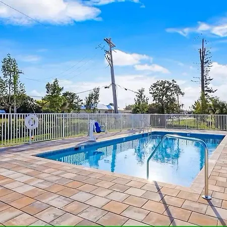 Gulf Access With Boat Slip, Heated Saltwater Pool, Dog-Friendly-Bacino Vista #305 - Roelens Villa